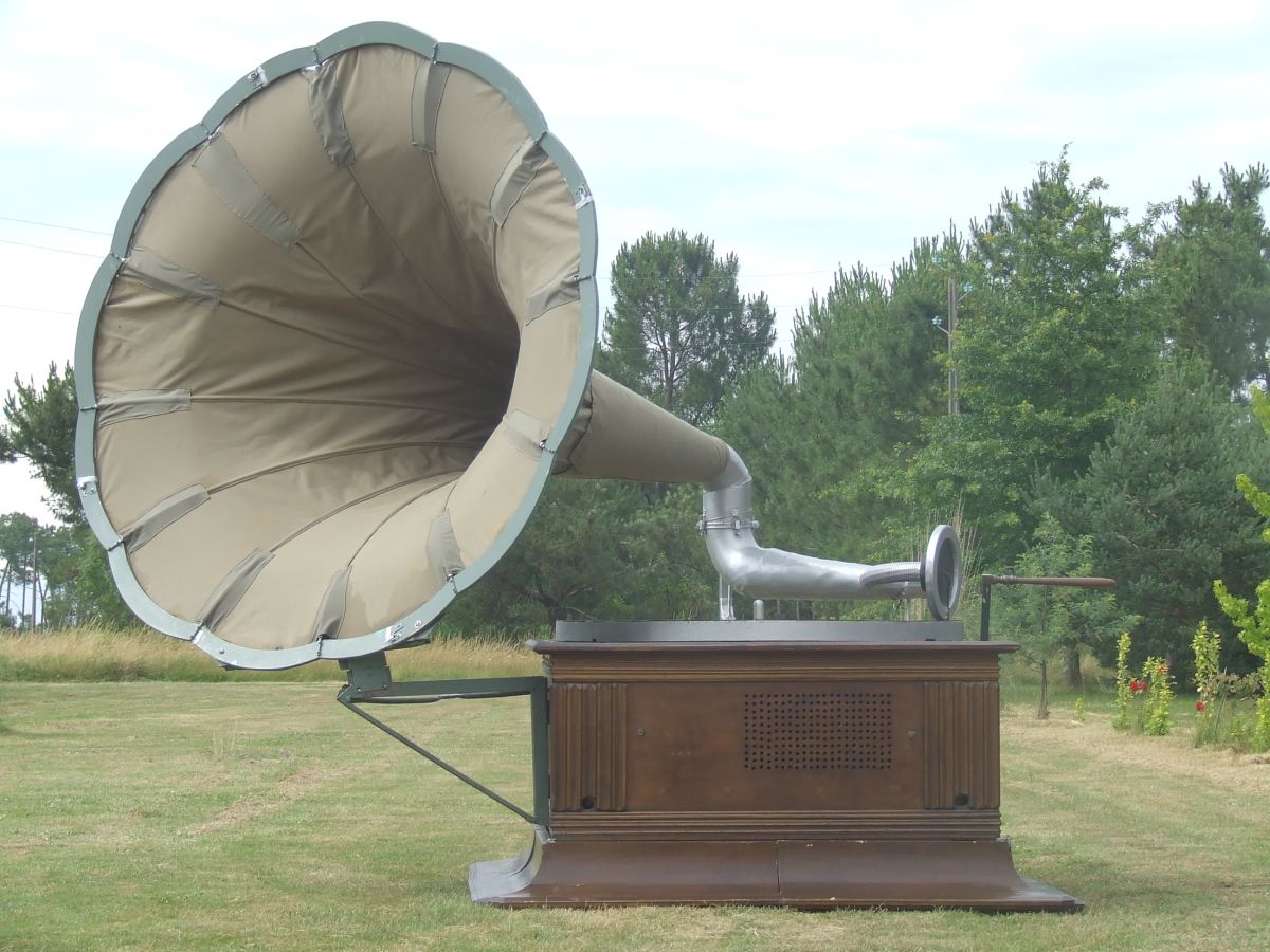 Le gramophone géant
