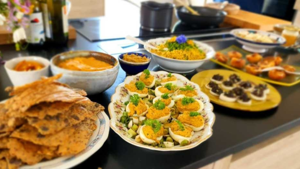 buffet varié pour un repas proposé par un traiteur végétariens à Nantes
