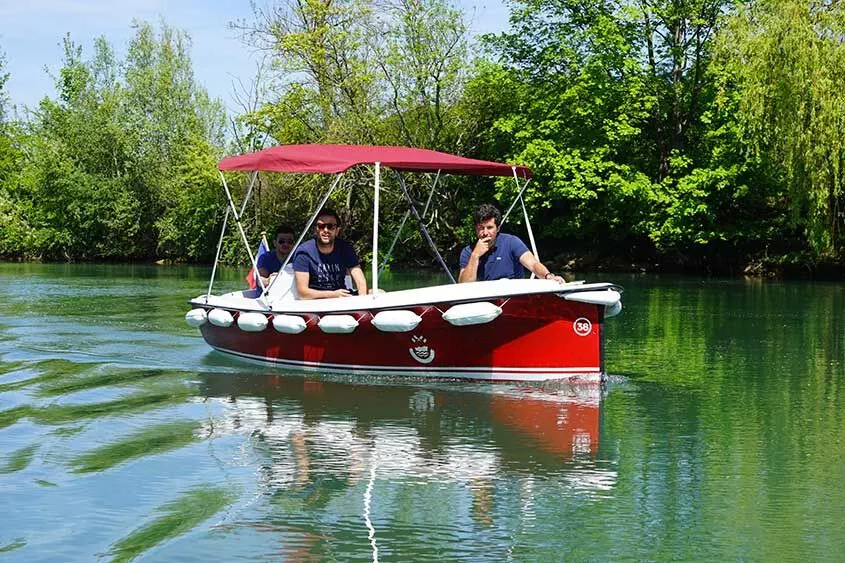 Nos bateaux électriques sur la Marne