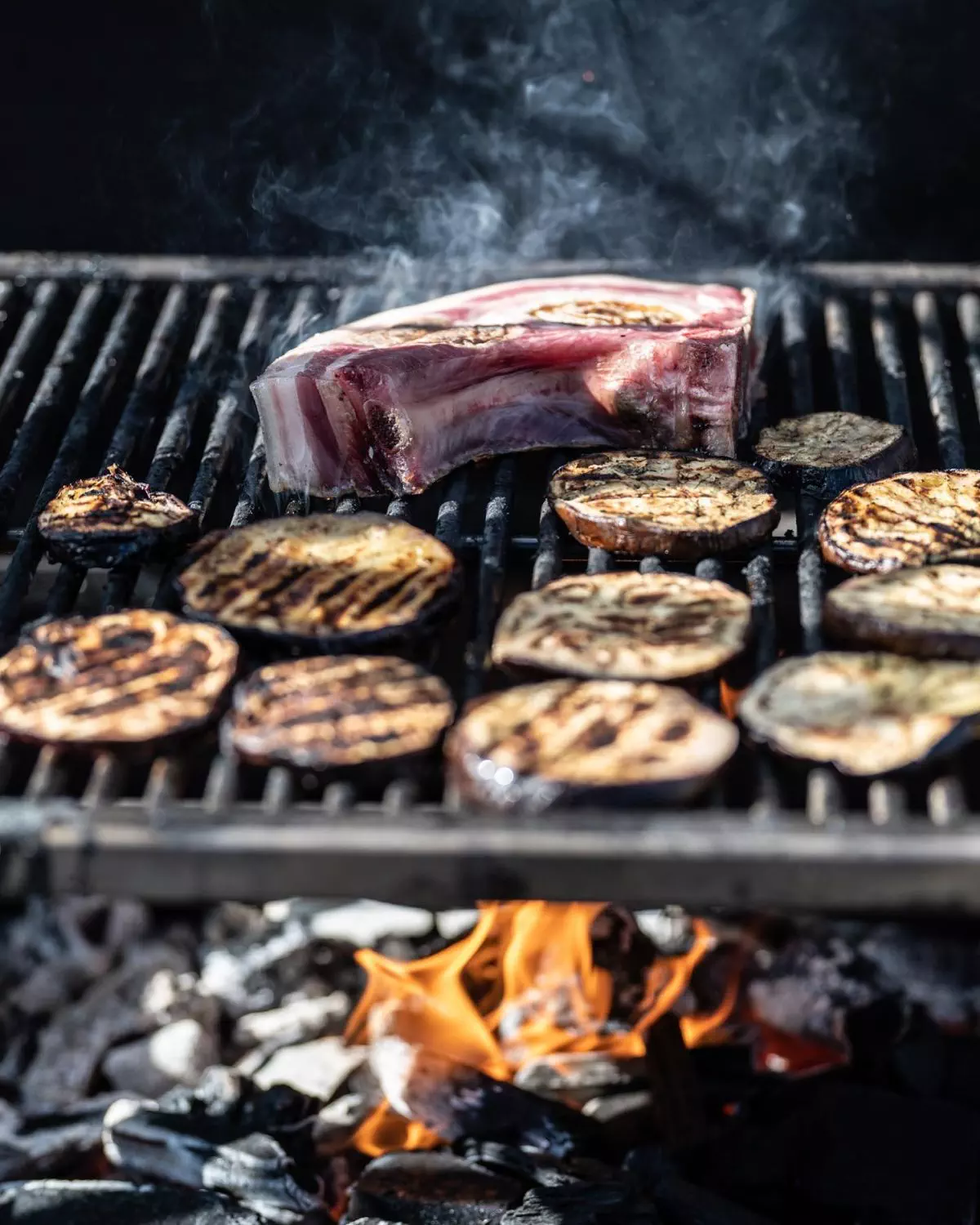 Viande avec ses légumes