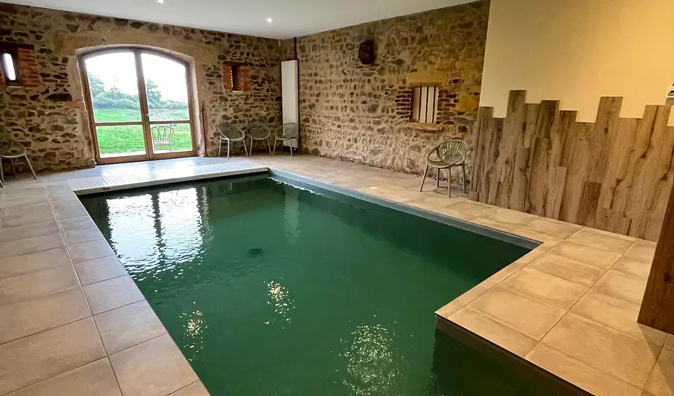 Piscine intérieure