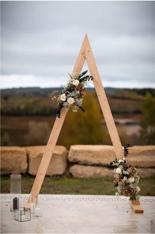 Arche en bois naturel triangle (270cm x 190cm x 3cm) 