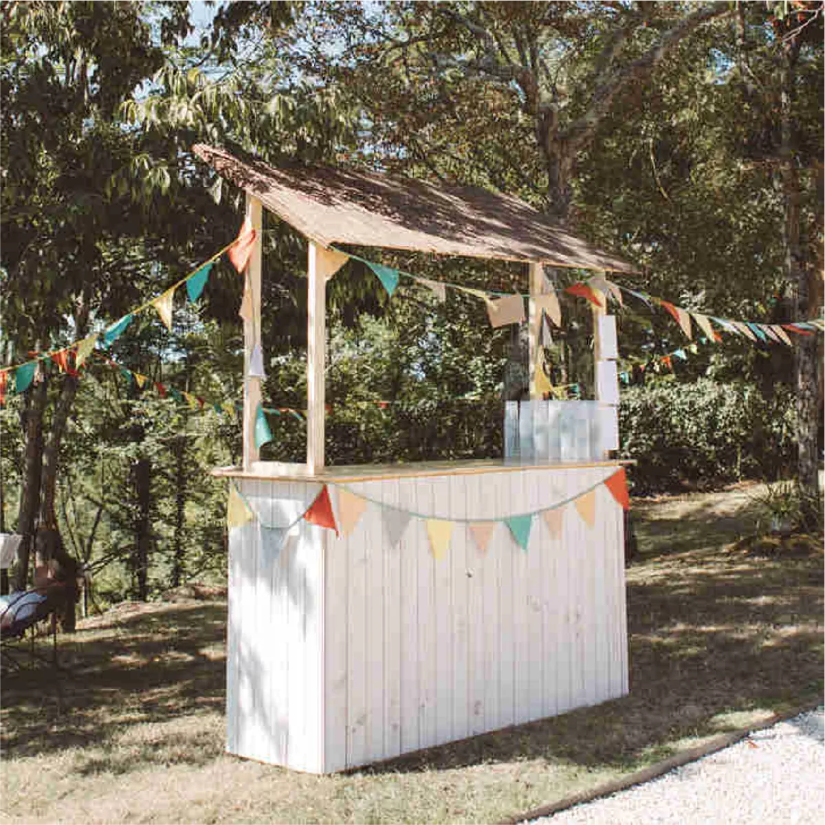 Bar paillote (250cm x 200cm x 65cm) 