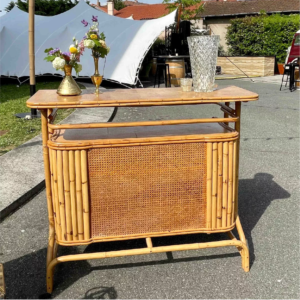 Bar en rotin clair (101cm x 116cm x 57cm) 