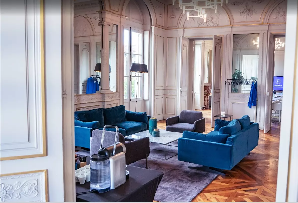 Salon