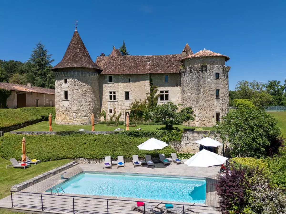 Pool, Rear View