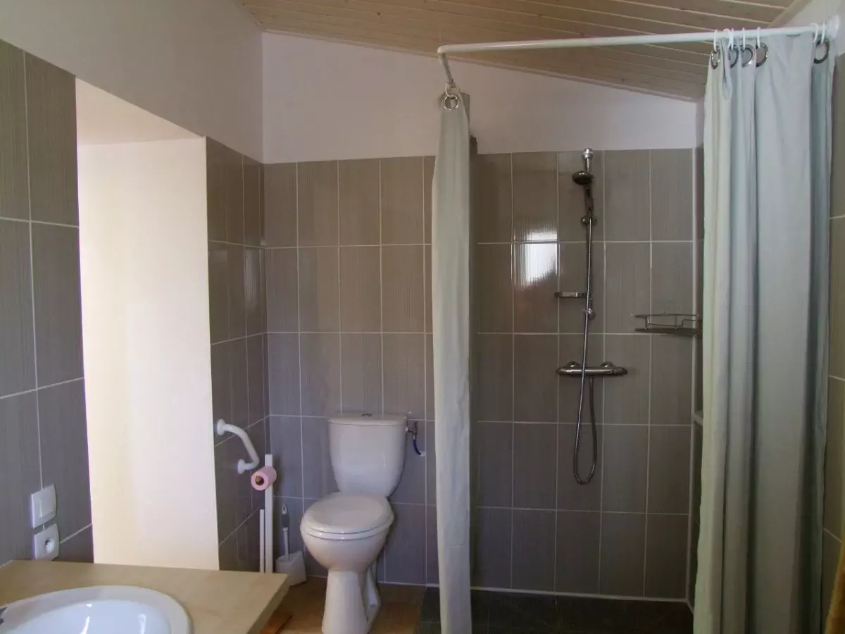 Salle de bain du gîte 2