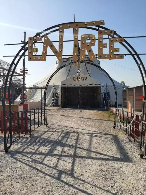 🎪 Le Grand Chapiteau