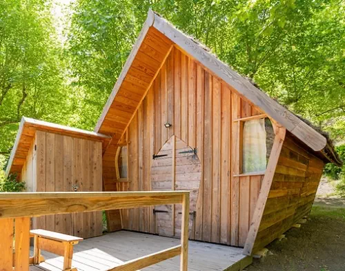 Une nuit dans en Cabane Châtaigne