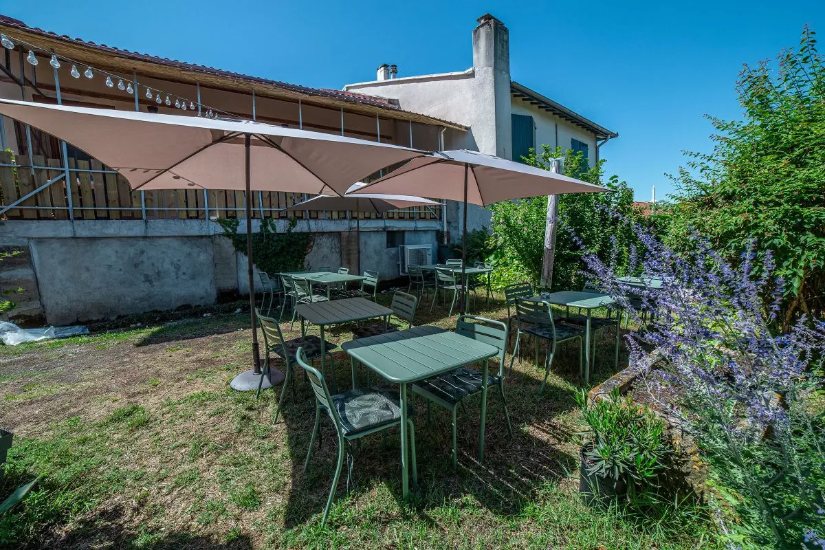 L'extérieur du restaurant