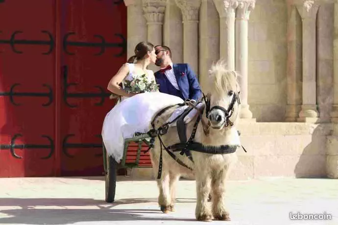 photo devant l'église