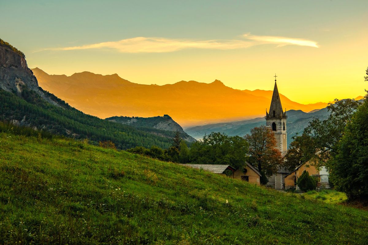 Domaine spirituel dans les Hautes-Alpes