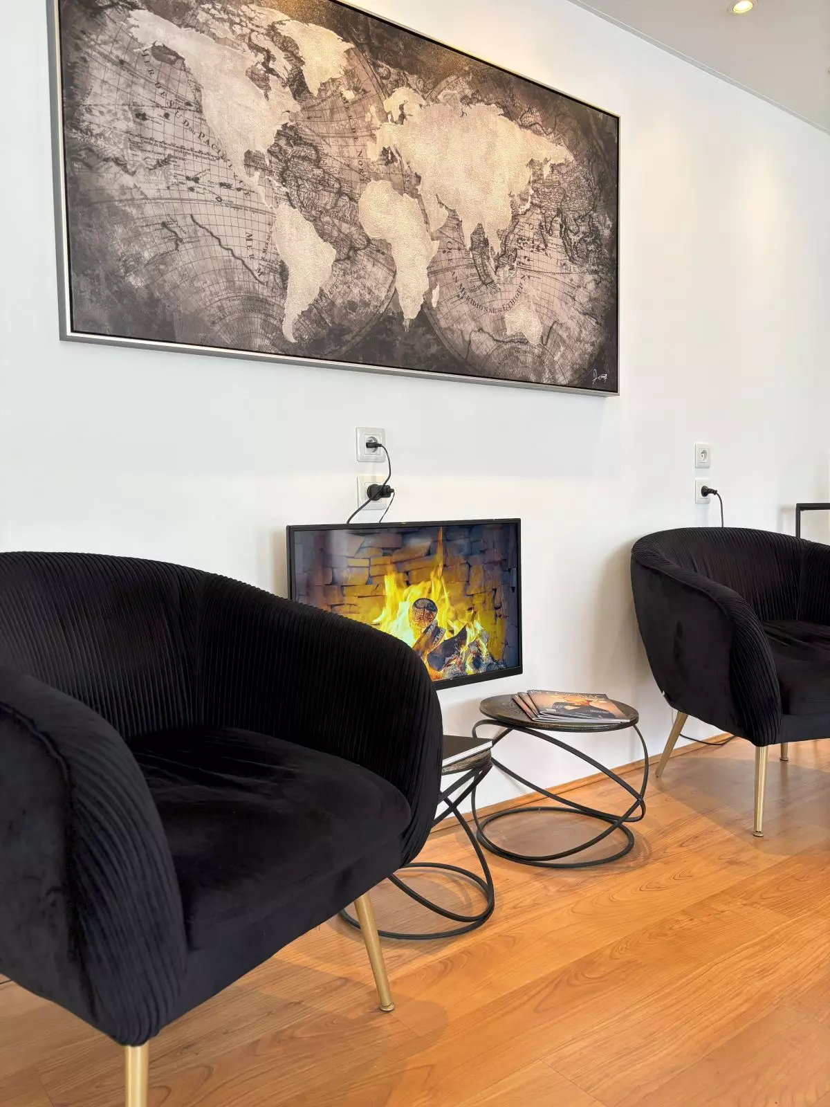 Bar / accueil / salon 