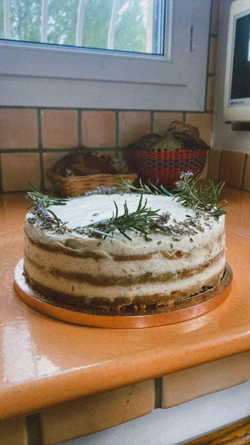 Naked cake crème de citron, vanille de madagascar et lavande
