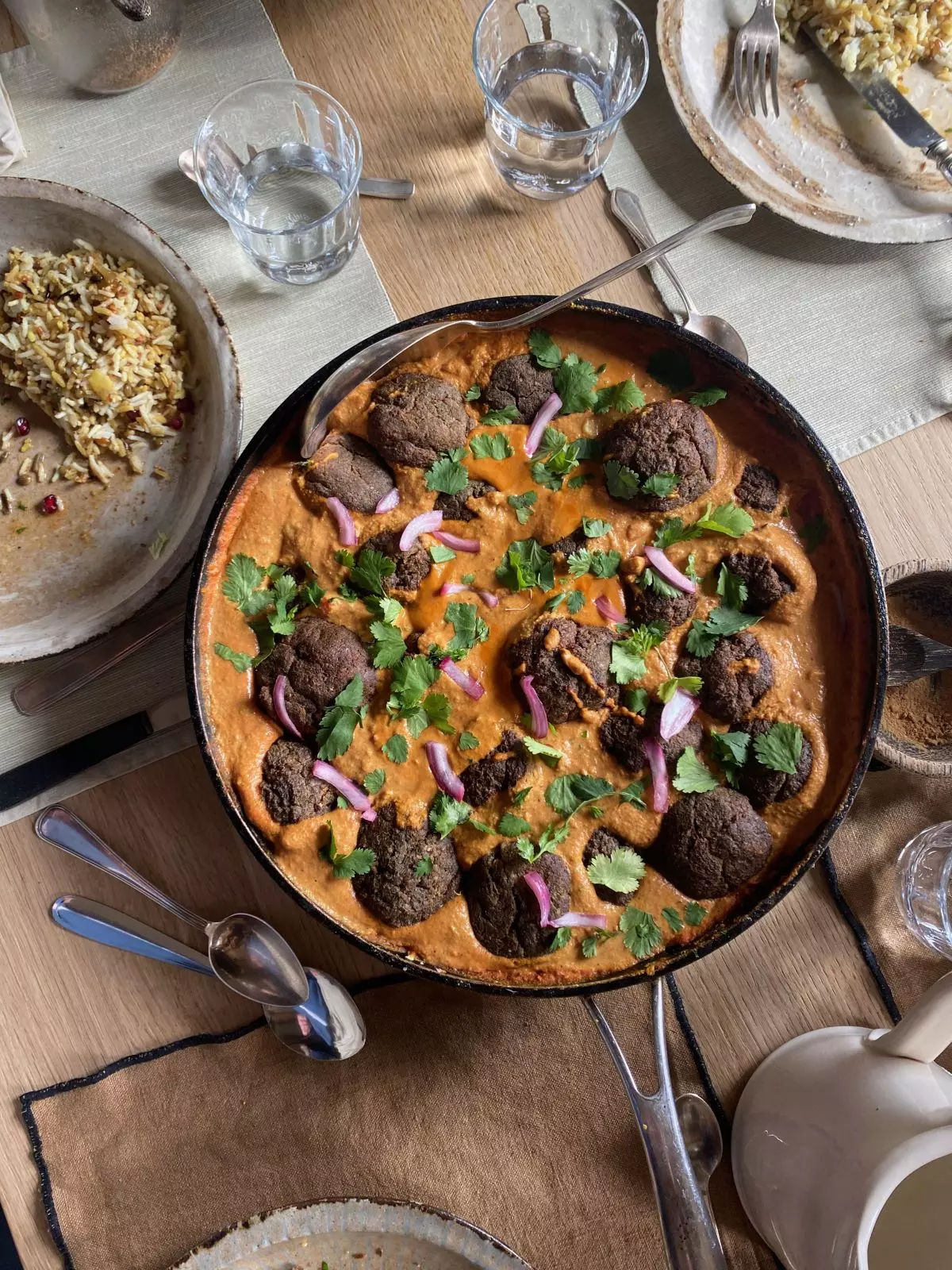 Boulettes vegan et sauce korma