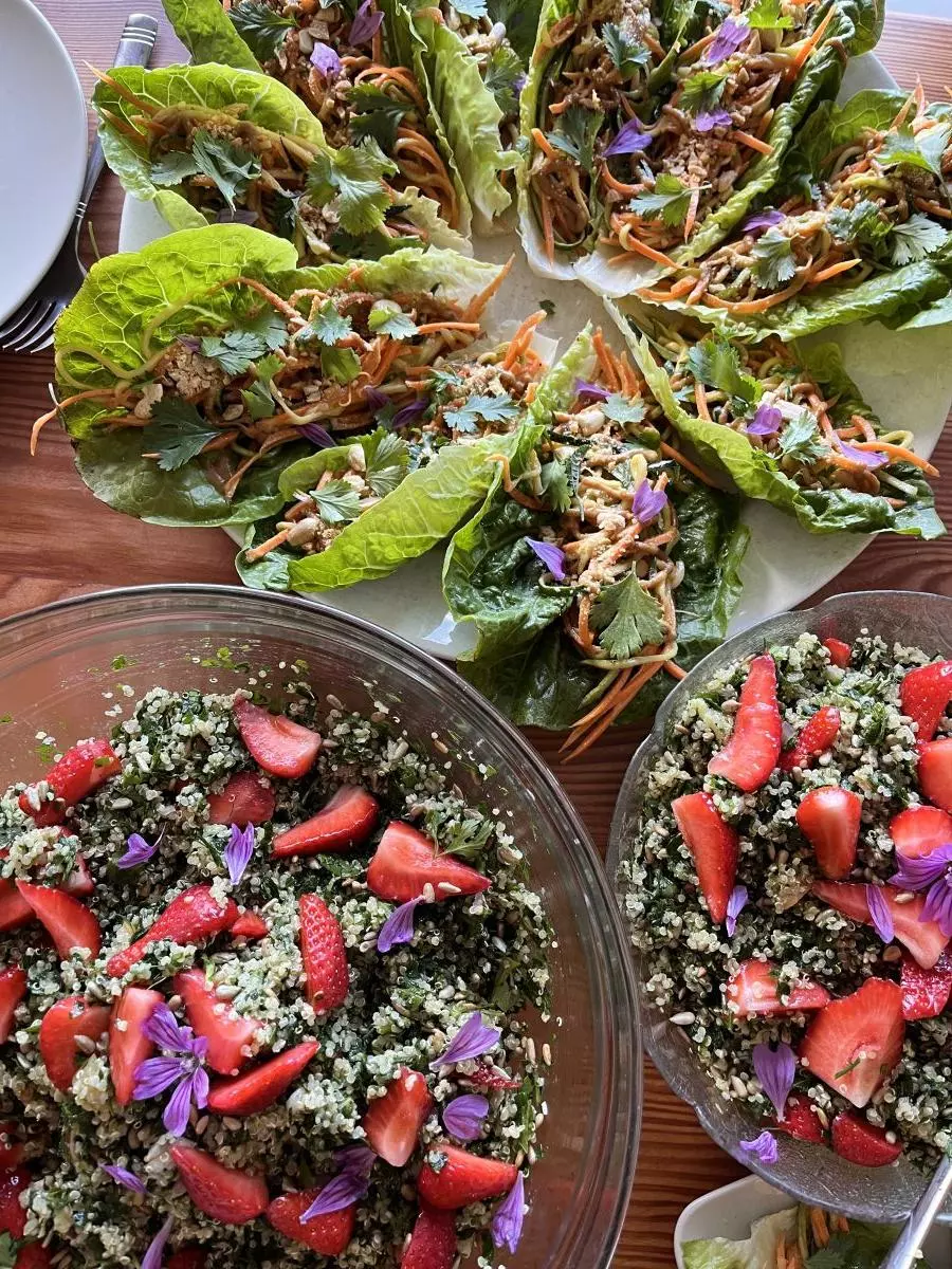 Taboulé de quinoa , fraises