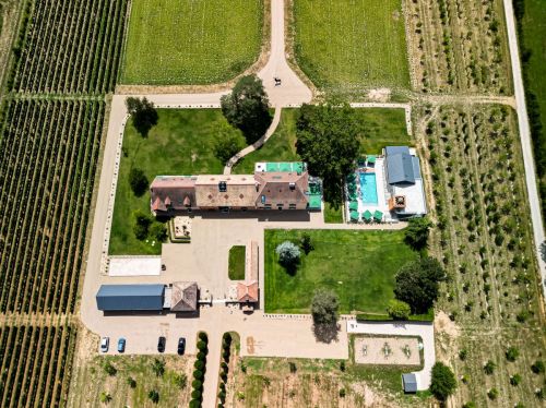 Le hameau des quarante louves