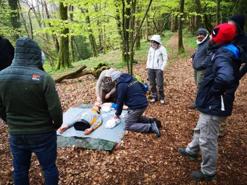 Initiation à la survie dans les Côtes-d'Armor