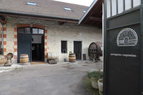 Ateliers DIY et dégustation de vins à Dijon
