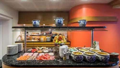 BEST WESTERN PLUS MONOPOLE METROPOLE