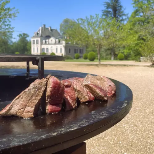 Buffet et plancha de produits locaux à Bordeaux