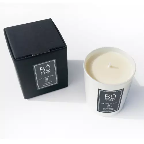 Bougie végétale parfumée 160g avec sa boite en carton noir mat