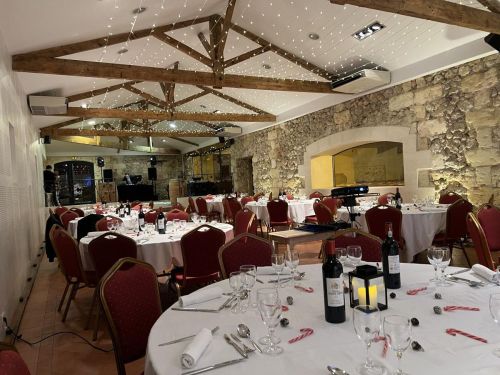 Château Saint Ahon - Salle de réception - repas assis