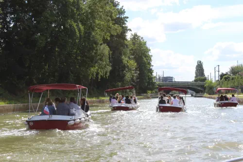 Chasse au trésor en bateaux électriques à Paris