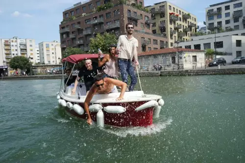 Chasse au trésor en bateaux électriques à Paris