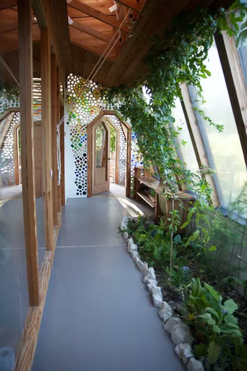 earthship