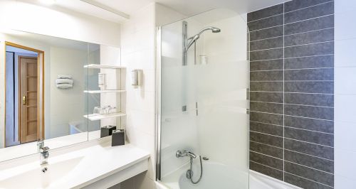 Salle de Bain Chambre Supérieure