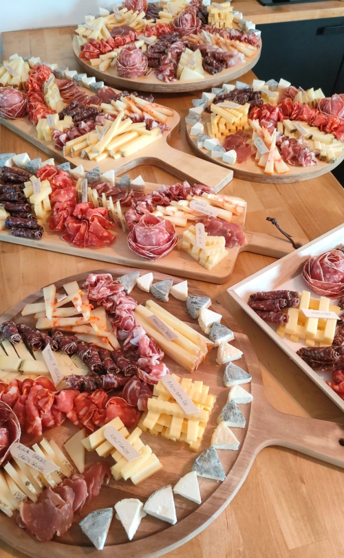 Planches mix fromages et charcuteries