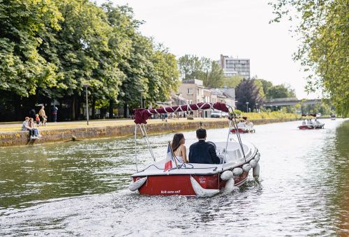 Chasse au trésor en bateaux électriques à Lille