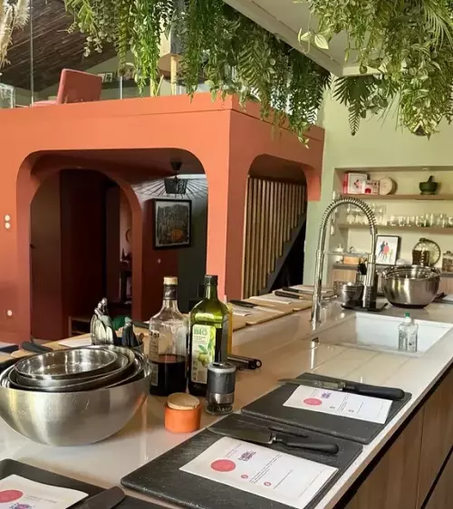 Cours et ateliers culinaires dans une cuisine de charme