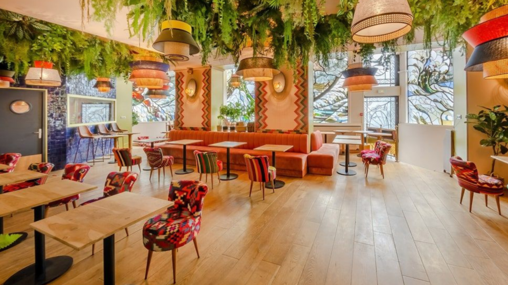 espace restauration de la villa sud-américaine, c'est la dernière idée de séminaire d'entreprise unique près de Paris