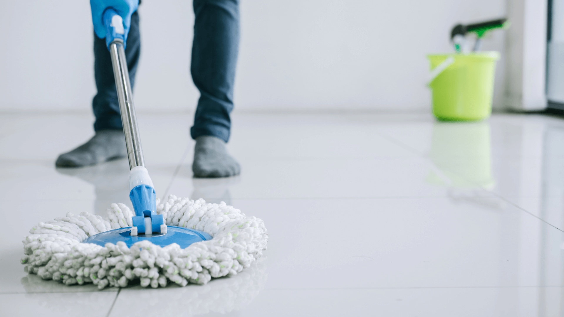 Nettoyage du sol Rue de l’hygiène