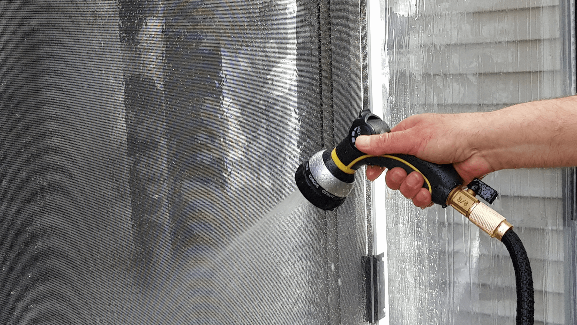 Nettoyage d'une douche Rue de l’hygiène