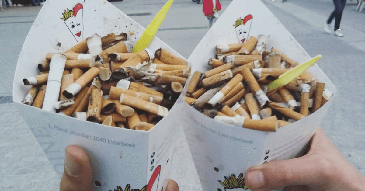 Cornets remplis de mégots provenant des plages françaises