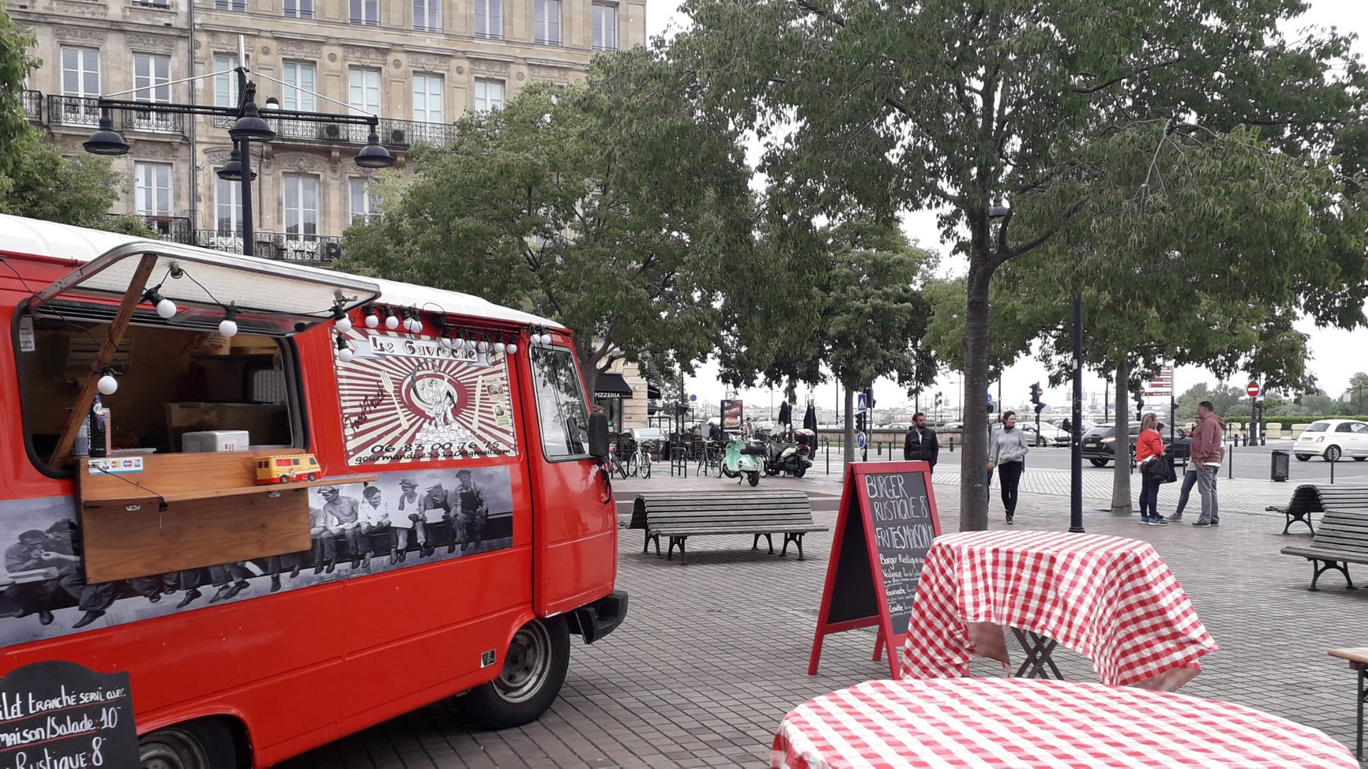 foodtruck Le Gavroche en ville parmi les prestataires TCHEEN !
